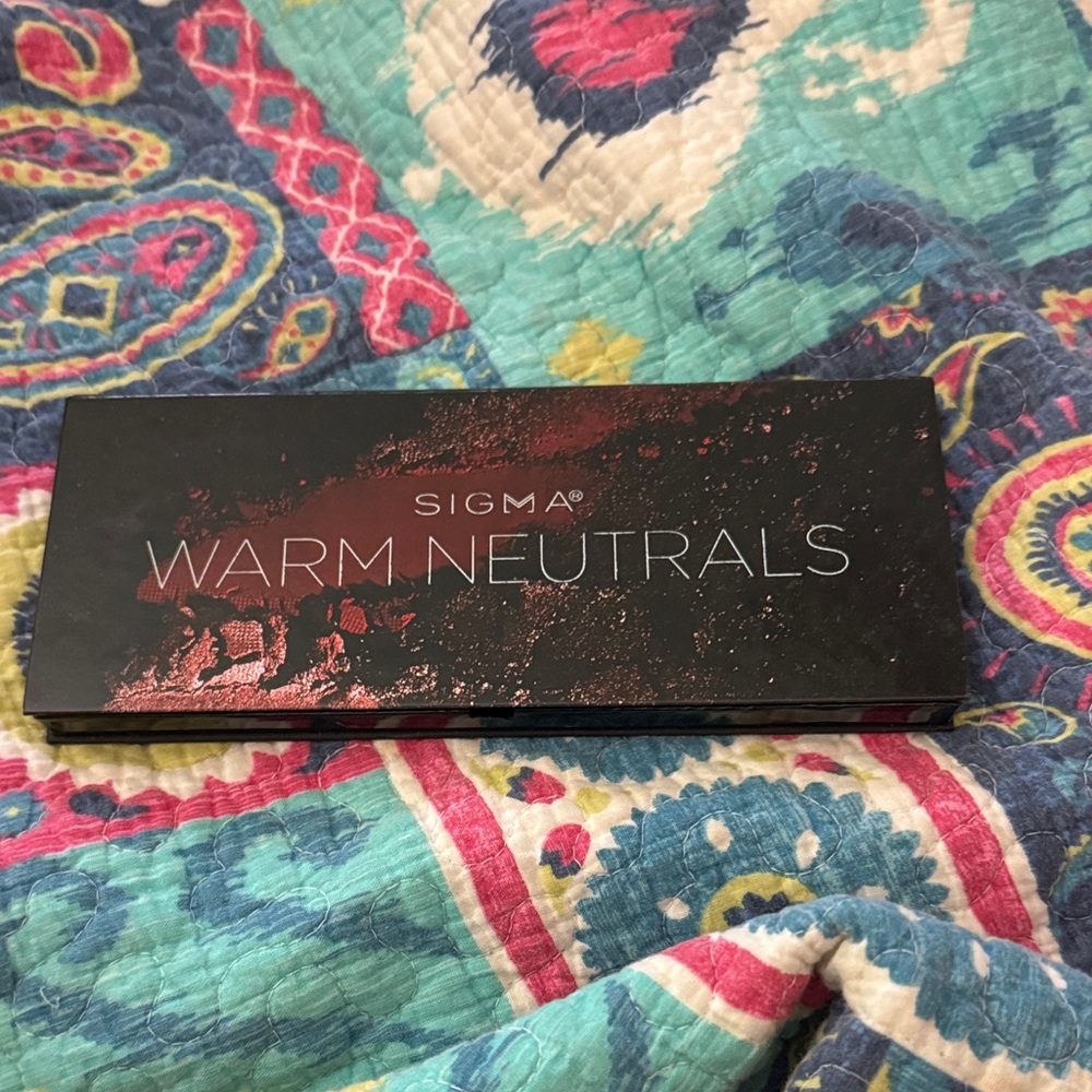 Sigma Beauty Warm Neutrals Eyeshadow Palette